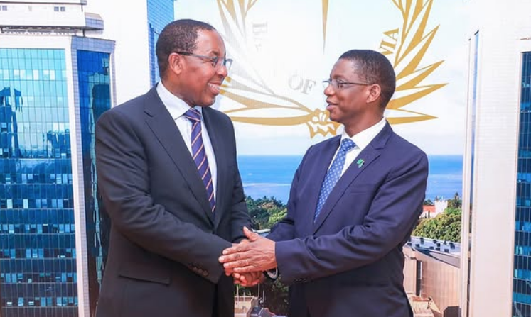 Gavana wa Benki Kuu ya Tanzania ameikaribisha Absa Group kupitia kampuni zake kuendelea kuwekeza katika sekta ya fedha nchini. pesatu.com